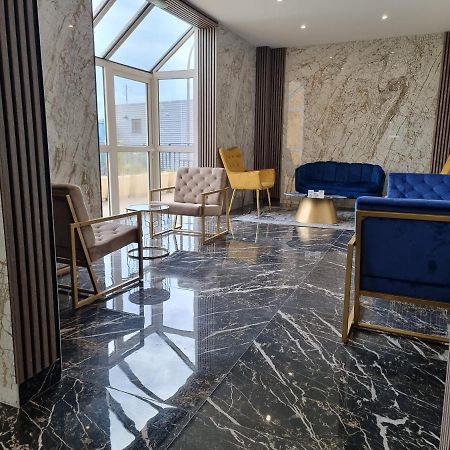 Hotel Restaurant Le Relais - Pau Nord Lons Ngoại thất bức ảnh